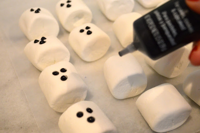 marshmallow-ghosts
