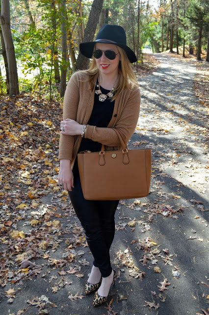 camel-and-black-outfit