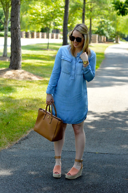 chambray-dress-outfit-ideas