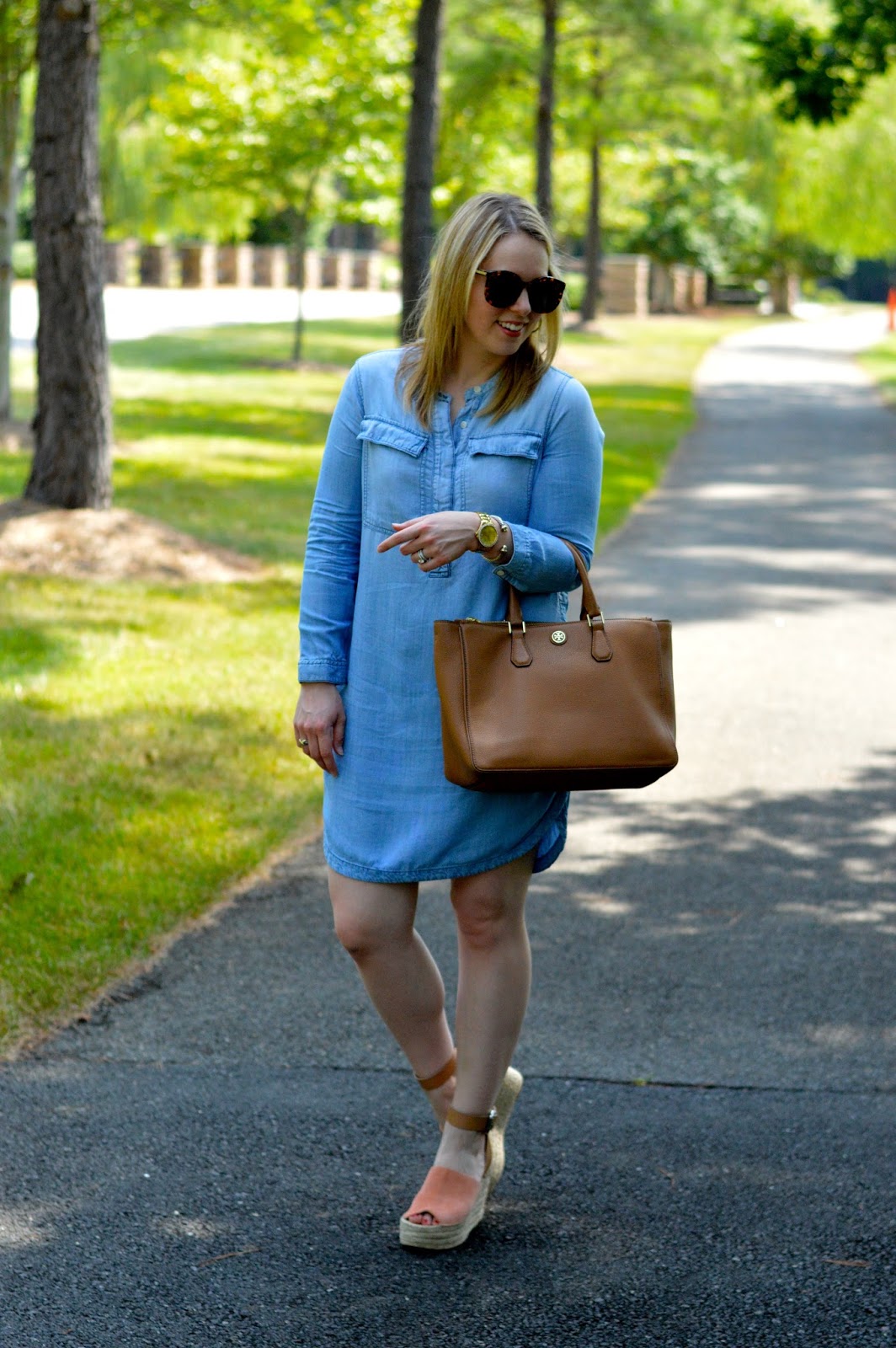 The Best Chambray Dress - A Blonde's Moment