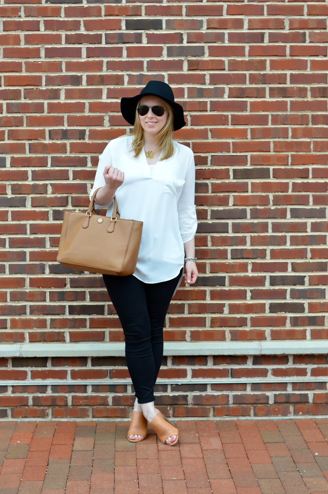 A casual black and cognac fall outfit