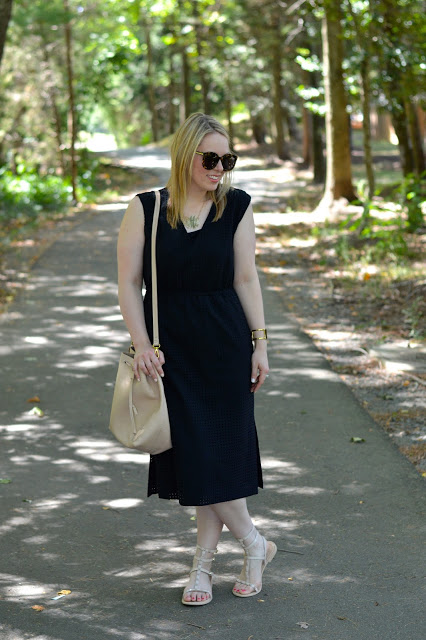 summer-midi-dress-outfit