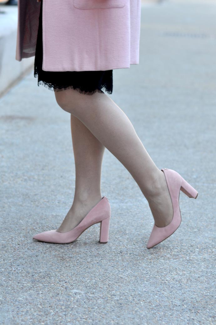 Blush pink heels store outfit