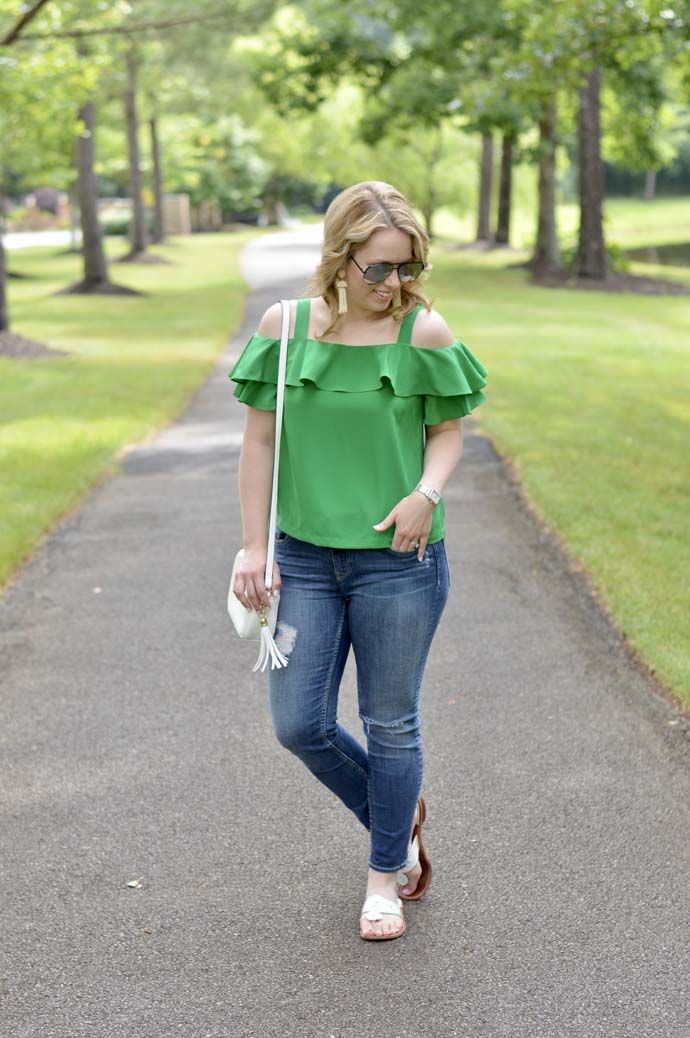 casual summer outfit idea cold shoulder top