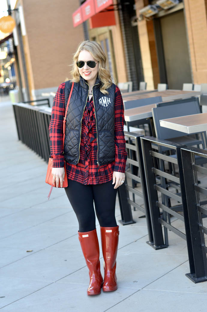 cute fall outfit with hunter boots