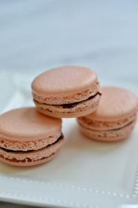 Valentine's Day Macarons - A Blonde's Moment