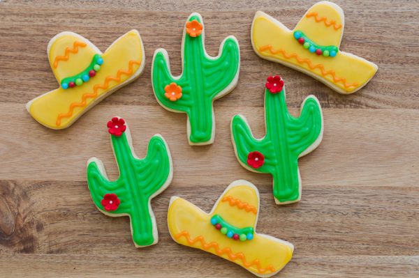 Cinco de Mayo Sugar Cookies - A Blonde's Moment