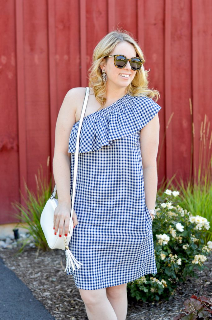 3 Must-Have Dresses for Summer - A Blonde's Moment