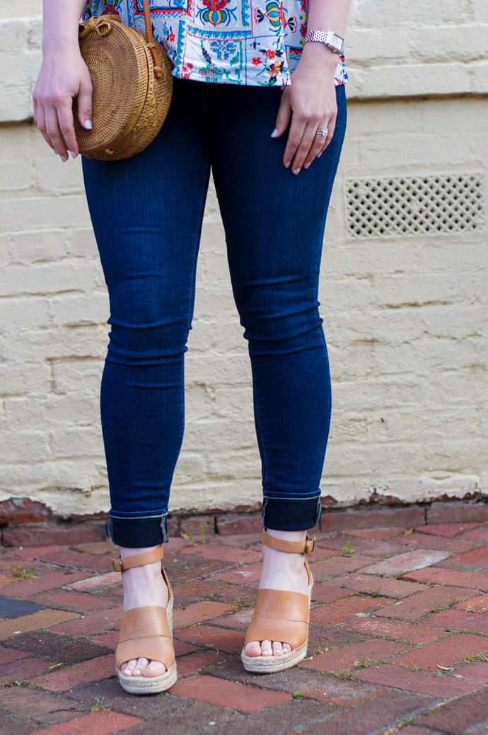 skinny jeans and espadrilles