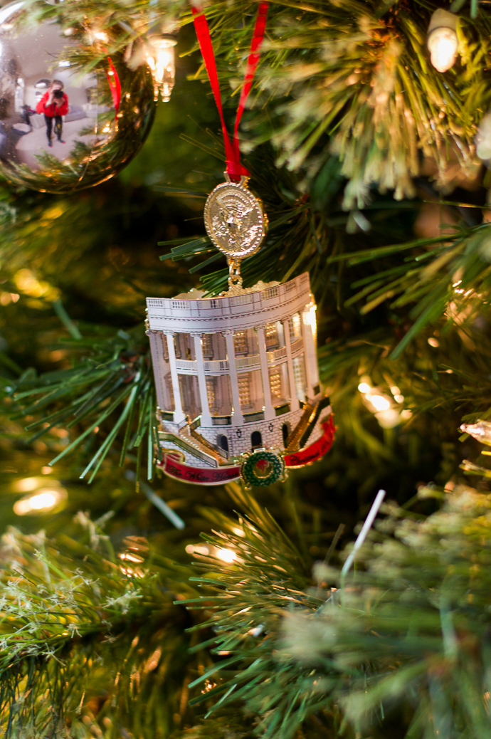 white house ornament