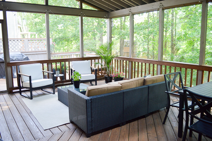 how to style a screened in porch
