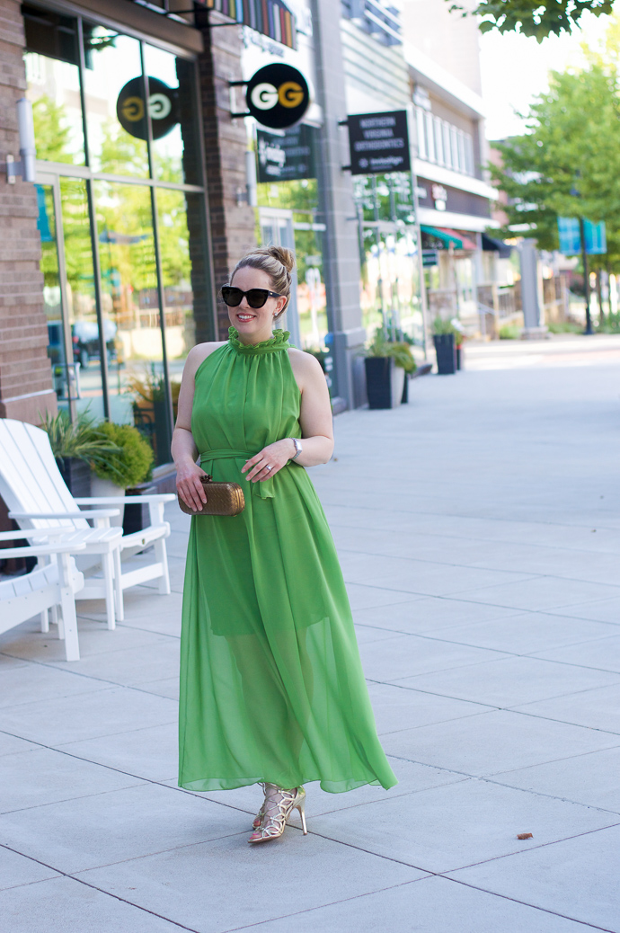 how to style green maxi dress