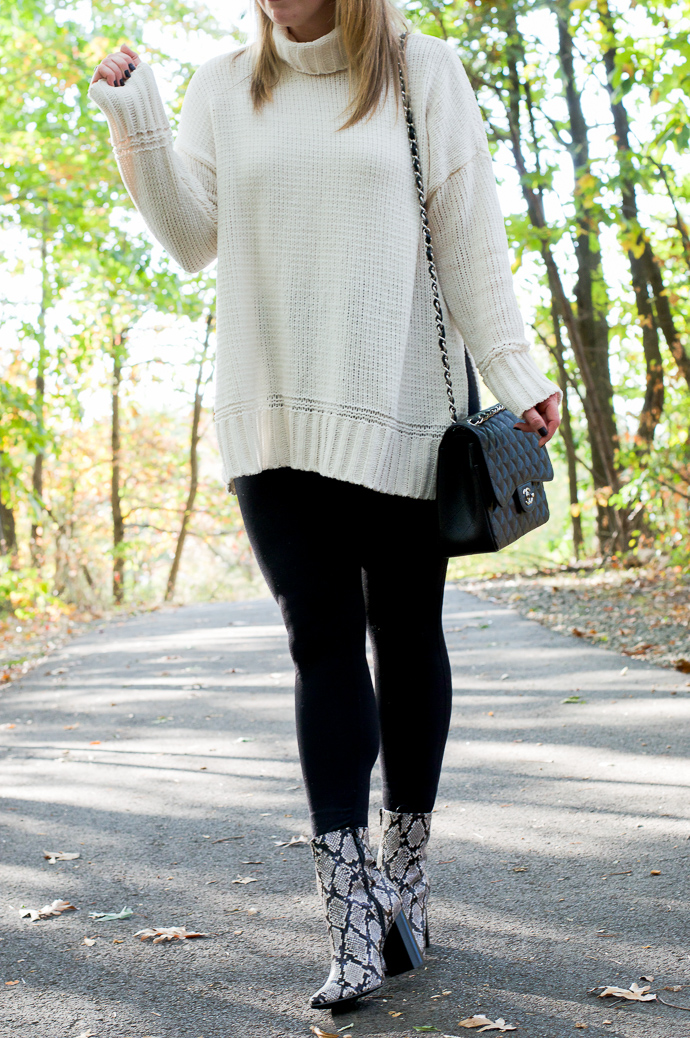 cozy fall sweater outfit